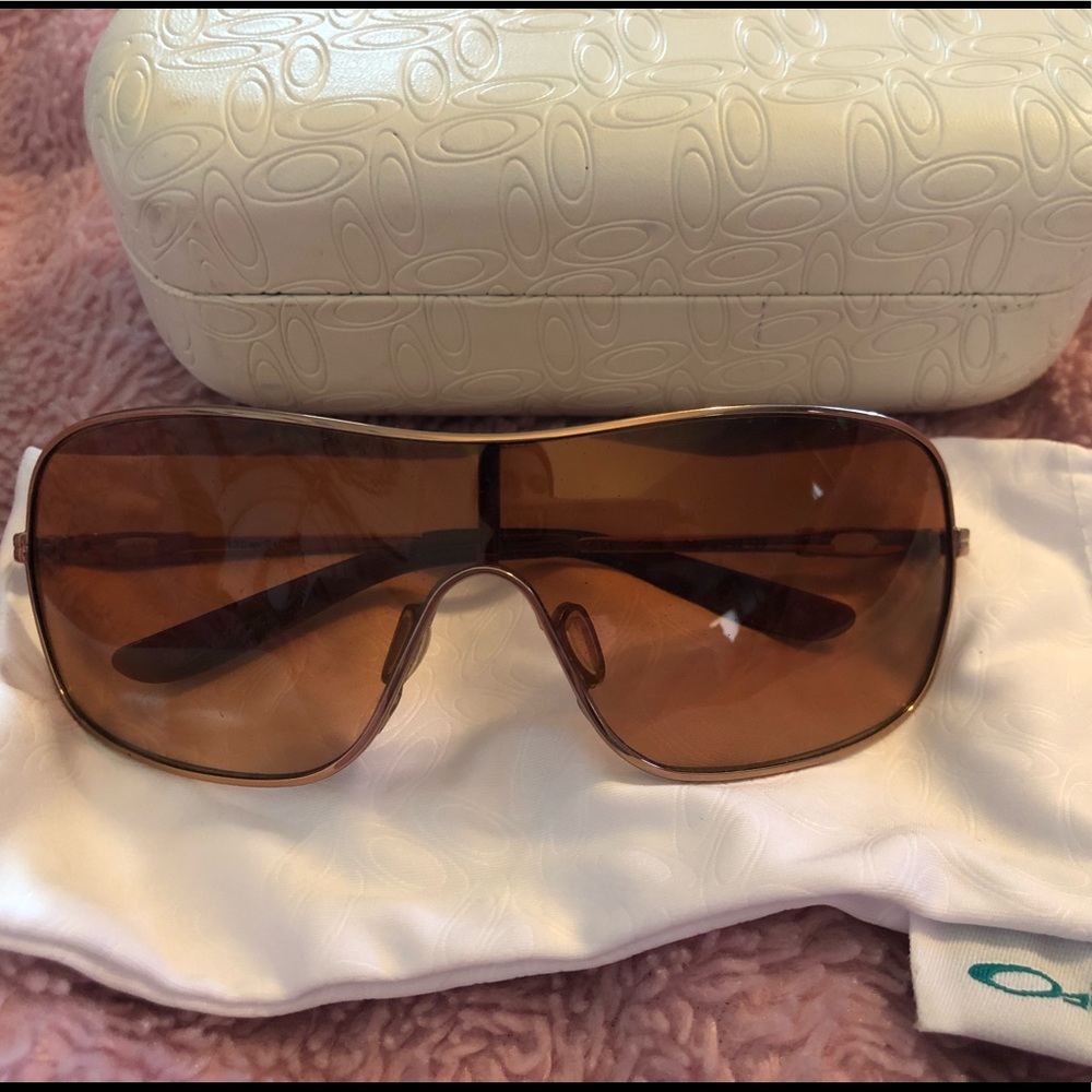 Authentic Oakley Distress Sunglasses